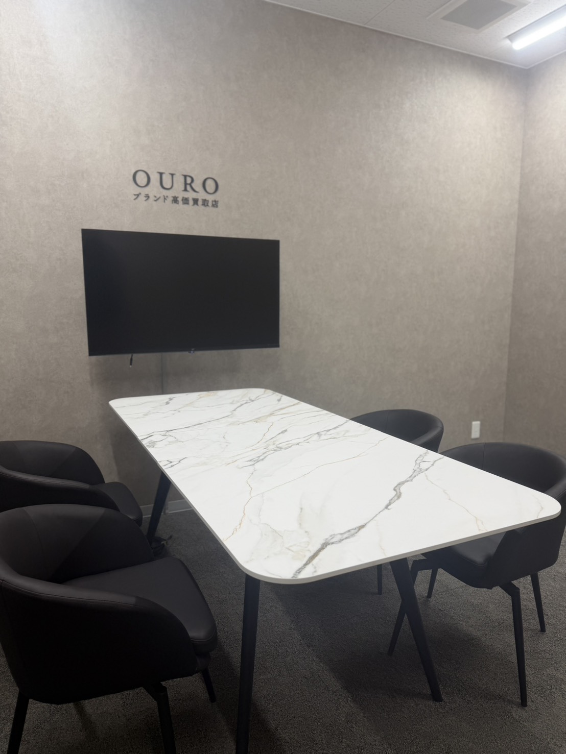 OURO博多店